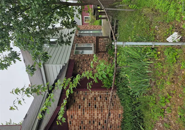Photo 2 of Single family home for sale at 3178 Kenrick St, Keego Harbor, MI 48320 | MLS# 20261059903 | Listing updated on 2026-08-17