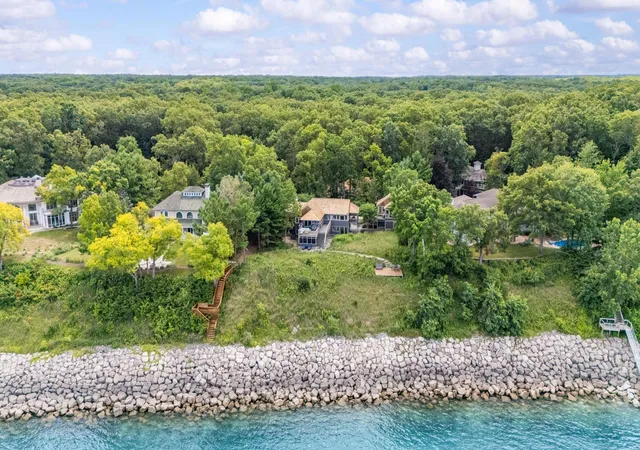 3rd image of 13047 Edgewater, New Buffalo, MI 49117 | MLS# 69026039811