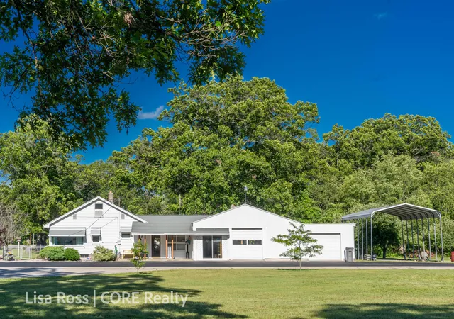 3rd image of 7601 E Apple Ave, Muskegon, MI 49442 | MLS# 71026039822