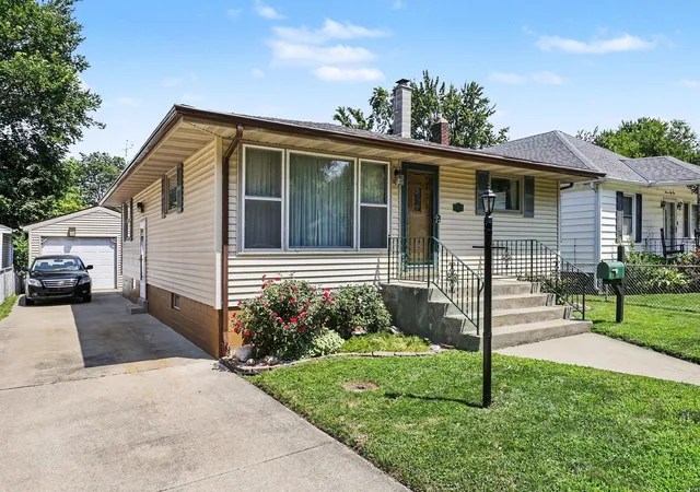 Photo 1 of Single family home for sale at 1347 Ferry St, Niles, MI 49120 | MLS# 69026039805 | Listing updated on 2026-10-07