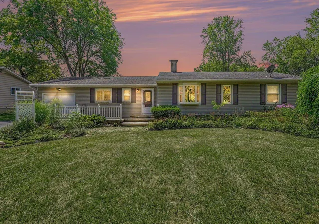 1st image of 5486 Lippincott Blvd, Burton, MI 48519 | MLS# 5050216886