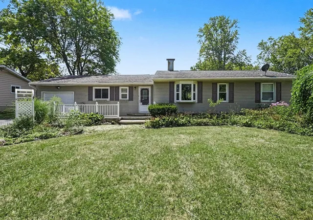 2nd image of 5486 Lippincott Blvd, Burton, MI 48519 | MLS# 5050216886