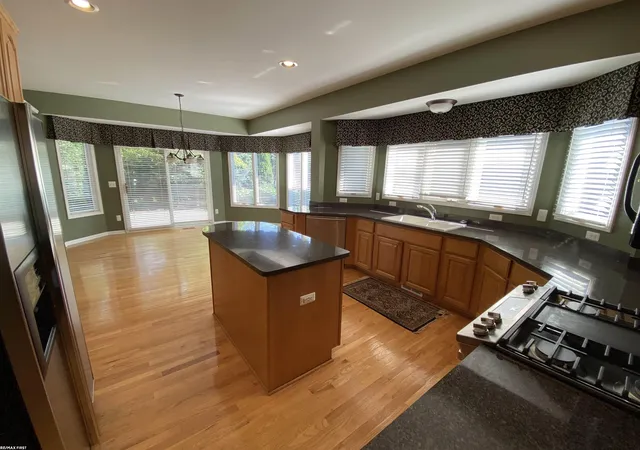 Photo 3 of Single family home for sale at 21597 Pinnacle Ct, Macomb, MI 48042 | MLS# 58050216888 | Listing updated on 2026-09-11