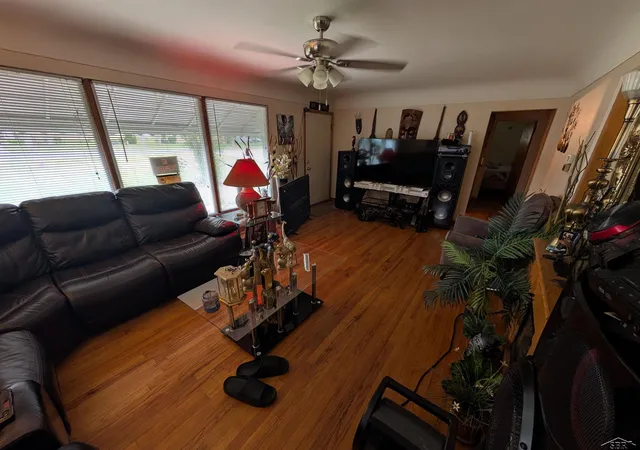 Photo 4 of Single family home for sale at 4764 Hess Rd, Saginaw, MI 48601 | MLS# 61050216898 | Listing updated on 2026-07-31