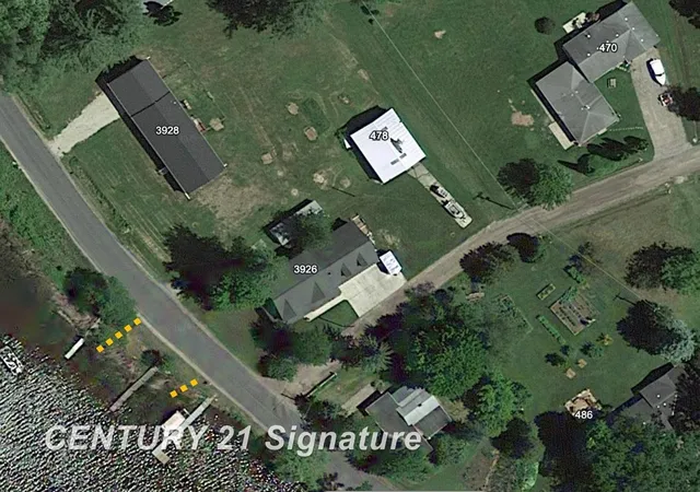 4th image of 474 W Taylor Dr, Sanford, MI 48657 | MLS# 61050216901