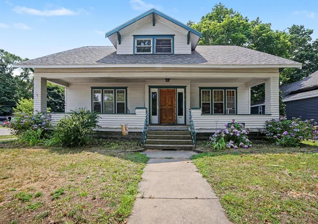 1st image of 216 E Danaher St, Ludington, MI 49431 | MLS# 67026039831