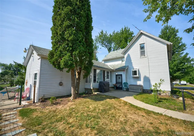 2nd image of 1175 S Morrish Rd, Flint, MI 48532 | MLS# 20261059925