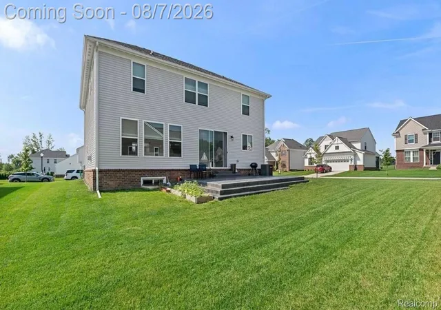 27th image of 1821 Emerald Ln, Wixom, MI 48393 | MLS# 20261059928