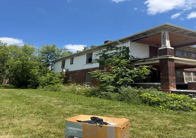 Photo 3 of Multi family home for sale at 3772 Pingree St, Detroit, MI 48206 | MLS# 20261059933 | Listing updated on 2026-08-07