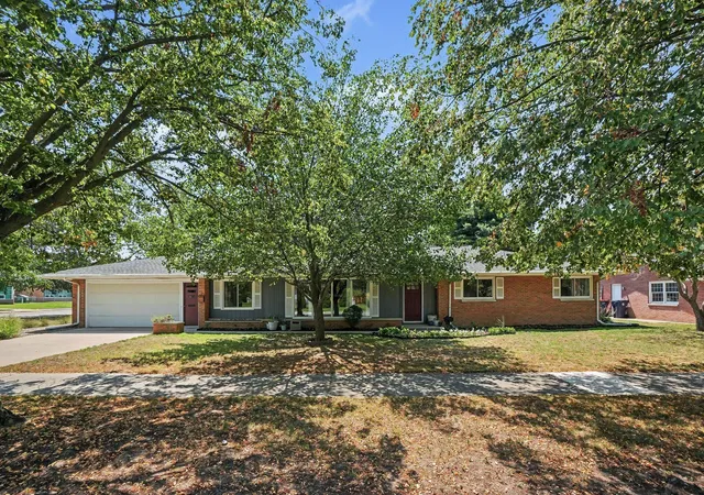 1st image of 294 W 30th St, Holland, MI 49423 | MLS# 71026039836