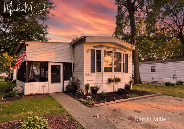 Photo 1 of Single family home for sale at 4927 Winesap Dr, Muskegon, MI 49442 | MLS# 71026039835 | Listing updated on 2026-07-31