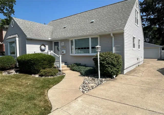 Photo 2 of Single family home for sale at 23231 Detour St, Saint Clair Shores, MI 48082 | MLS# 20261059940 | Listing updated on 2026-09-15