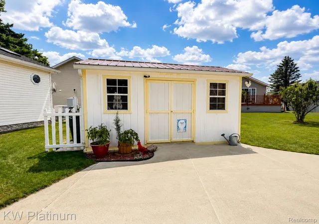 3rd image of 2734 Sandbar Ct, Lapeer, MI 48446 | MLS# 20261059949