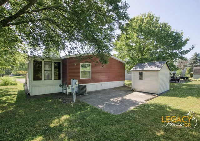 27th image of 1163 Maple Leaf Ln Nw, Grand Rapids, MI 49534 | MLS# 65026039848