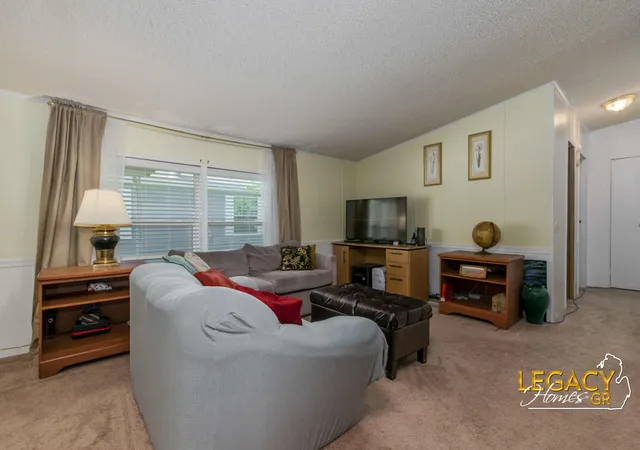 2nd image of 1163 Maple Leaf Ln Nw, Grand Rapids, MI 49534 | MLS# 65026039848