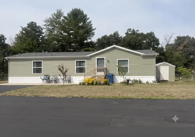 1st image of 653 S Bluegill Ln, Newaygo, MI 49337 | MLS# 72026039856