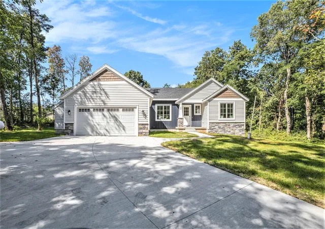 2nd image of 4275 Butternut Dr, Wayland, MI 49348 | MLS# 65026039854