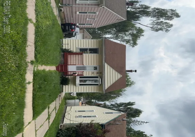 Photo 2 of Single family home for sale at 6646 Harding St, Taylor, MI 48180 | MLS# 20261059966 | Listing updated on 2026-08-01