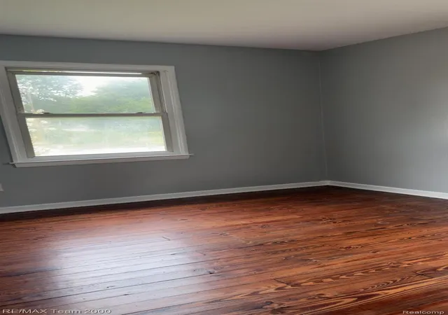 Photo 3 of Single family home for sale at 6646 Harding St, Taylor, MI 48180 | MLS# 20261059966 | Listing updated on 2026-08-01