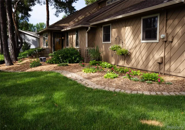 1st image of 8971 Highland Dr, Freeland, MI 48623 | MLS# 20261059975