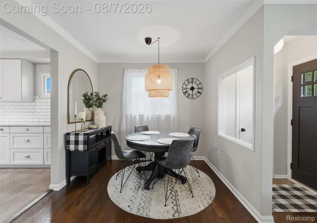5th image of 1132 Hickory Ave, Royal Oak, MI 48073 | MLS# 20261059989