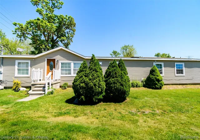 Photo 2 of Single family home for sale at 13045 Strong Blvd, South Rockwood, MI 48179 | MLS# 20261059996 | Listing updated on 2026-08-01