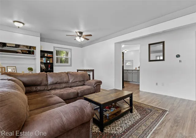 4th image of 27768 Rialto St, Madison Heights, MI 48071 | MLS# 20261060007