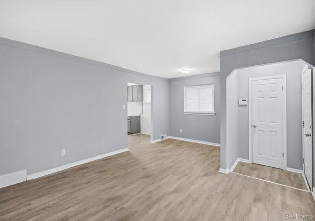 Photo 4 of Single family home for sale at 20260 Patton St, Detroit, MI 48219 | MLS# 20261060011 | Listing updated on 2026-08-25