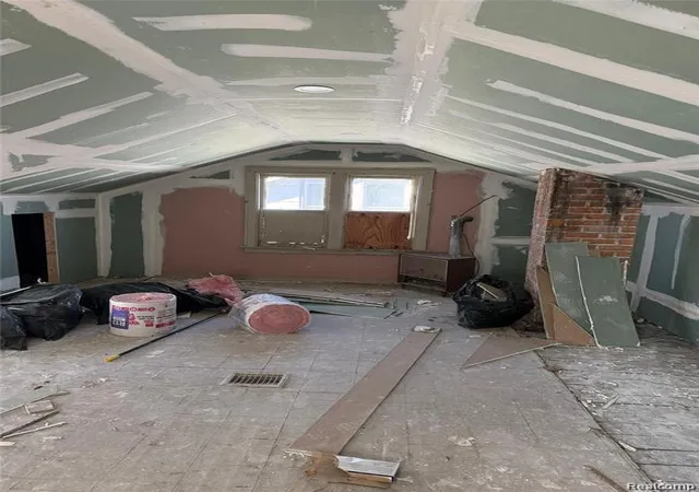 5th image of 15810 Normandy St, Detroit, MI 48238 | MLS# 20261060036