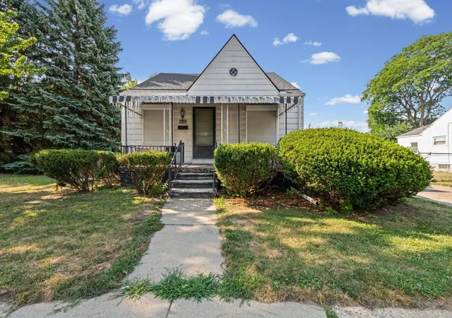 1st image of 7076 Continental Ave, Warren, MI 48091 | MLS# 58050216944