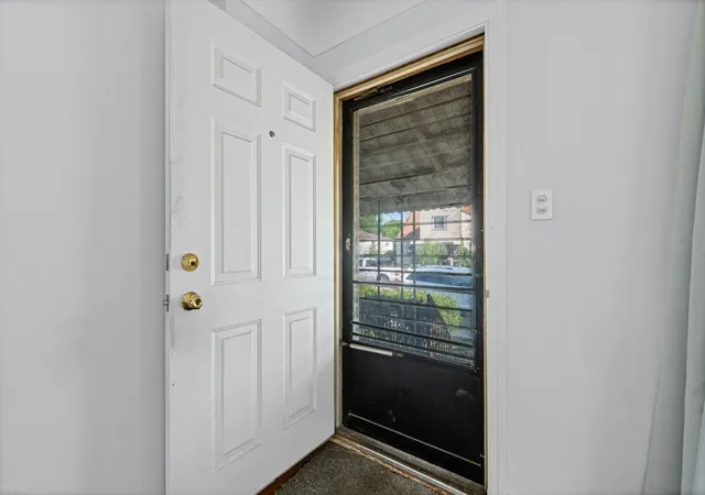 5th image of 7076 Continental Ave, Warren, MI 48091 | MLS# 58050216944