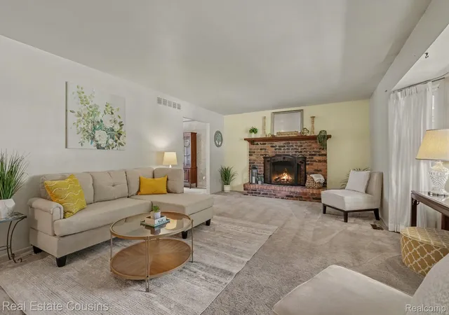 Photo 4 of Single family home for sale at 3017 Old Orchard Dr, Brighton, MI 48114 | MLS# 20261060038 | Listing updated on 2026-09-10