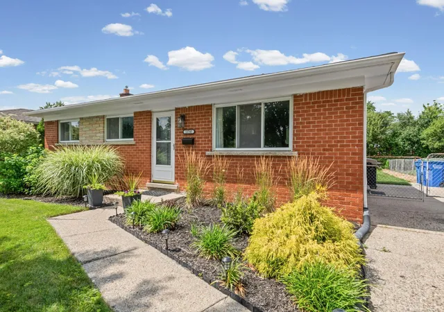 Photo 3 of Single family home for sale at 13745 Colpaert Dr, Warren, MI 48088 | MLS# 58050216951 | Listing updated on 2026-09-17