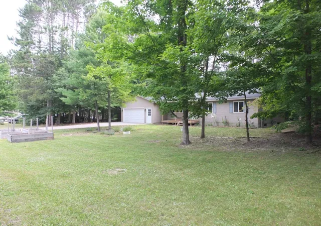 3rd image of 6211 Bellows Lake Rd, Lake Ann, MI 49650 | MLS# 78080071790