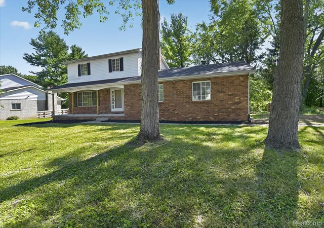 Photo 3 of Single family home for sale at 3461 Maple Dr, Ypsilanti, MI 48197 | MLS# 20261060047 | Listing updated on 2026-09-14
