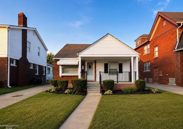 Photo 1 of Single family home for sale at 3640 Devonshire Rd, Detroit, MI 48224 | MLS# 58050216956 | Listing updated on 2026-09-09