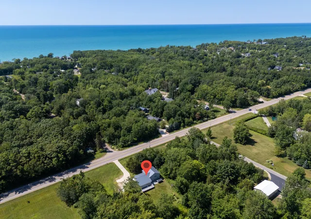 2nd image of 449 Blue Star Hwy, South Haven, MI 49090 | MLS# 66026039911
