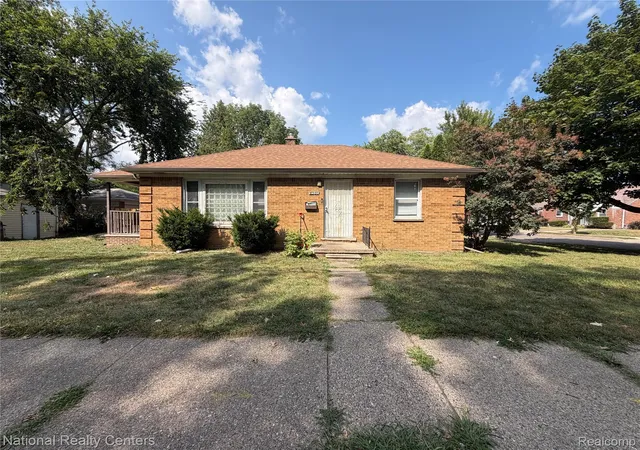 Photo 1 of Sale Pending at 6300 Canyon St, Grosse Pointe, MI 48236 | MLS# 20261060068 | Listing updated on 2026-09-02