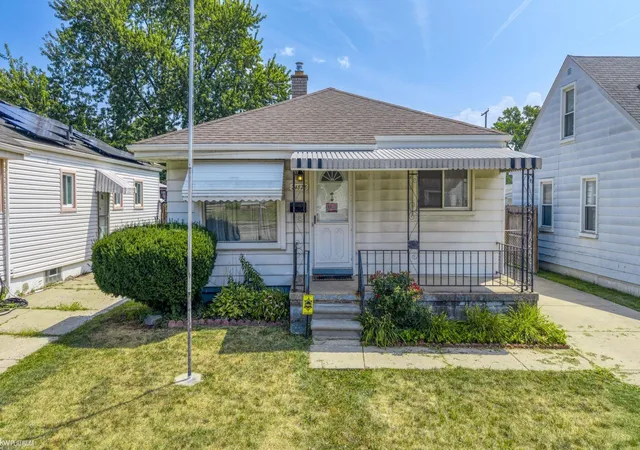 1st image of 24828 Laetham Ave, Eastpointe, MI 48021 | MLS# 58050216962