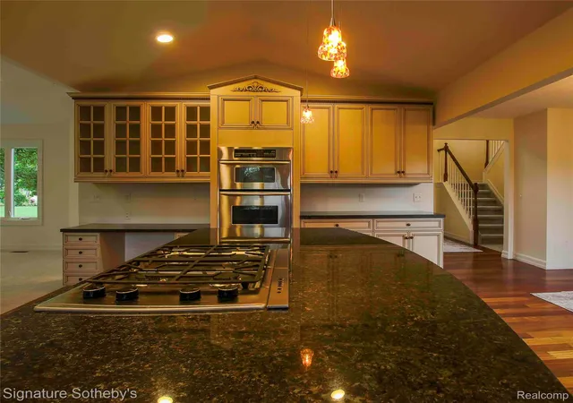 3rd image of 3131 Smugglers Ridge Dr, Walled Lake, MI 48390 | MLS# 20261060072