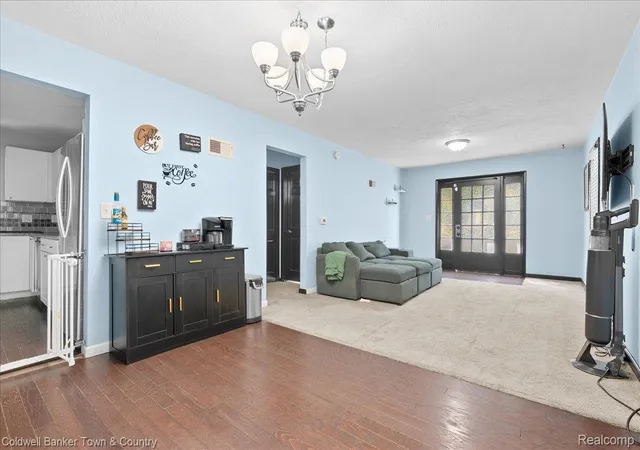 5th image of 617 Irvington Ave, Lansing City Ingham, MI 48910 | MLS# 20261060076