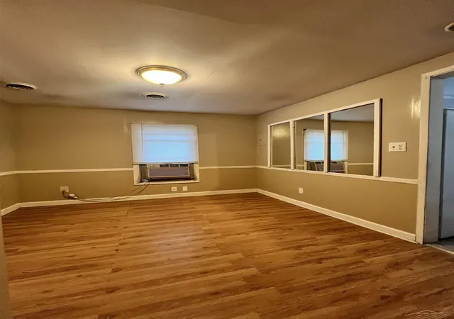 Photo 3 of Single family home for sale at 1521 Stanley St, Saginaw, MI 48602 | MLS# 61050216964 | Listing updated on 2026-08-04