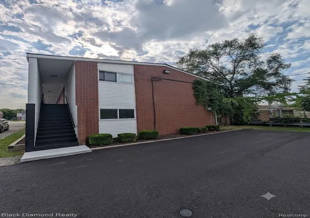 1st image of 16217 Greenfield Rd, Detroit, MI 48235 | MLS# 20261060088