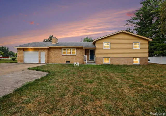 3rd image of 1222 Howe Rd, Burton, MI 48509 | MLS# 20261060089