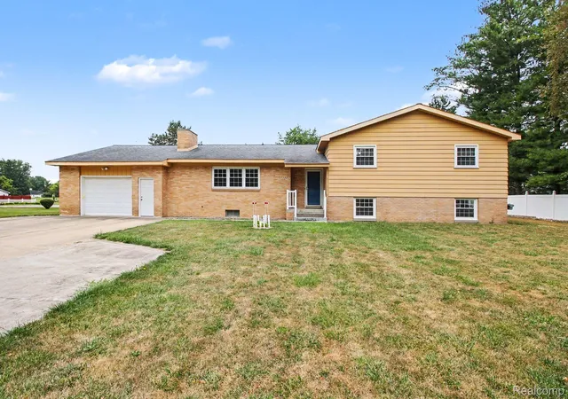 4th image of 1222 Howe Rd, Burton, MI 48509 | MLS# 20261060089