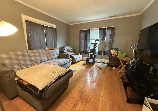 5th image of 717 E Garfield St, Cadillac, MI 49601 | MLS# 78080071795