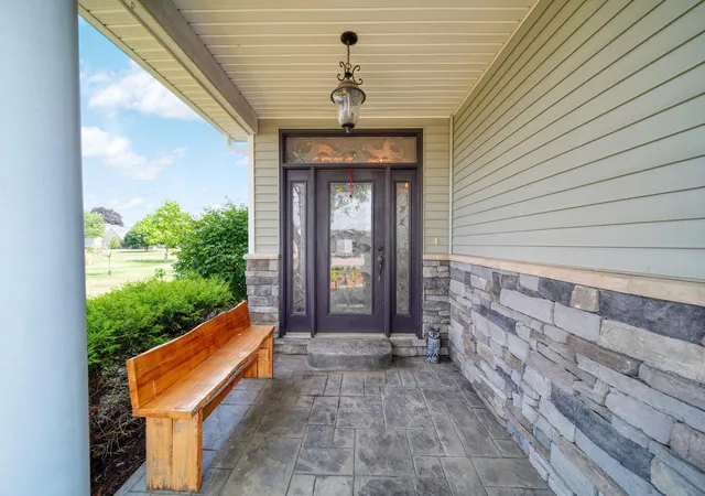 Photo 3 of Single family home for sale at 123 N Grand Pointe Dr, Brooklyn, MI 49230 | MLS# 55026039929 | Listing updated on 2026-08-19