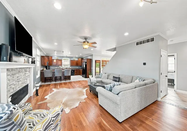 Photo 4 of Single family home for sale at 123 N Grand Pointe Dr, Brooklyn, MI 49230 | MLS# 55026039929 | Listing updated on 2026-08-19