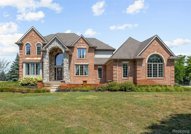 Photo 1 of Single family home for sale at 50940 Park Pl Dr, Northville, MI 48167 | MLS# 20261060097 | Listing updated on 2026-09-22