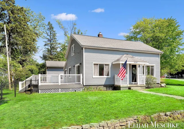 1st image of 15287 Krueger St, Spring Lake, MI 49456 | MLS# 65026039934